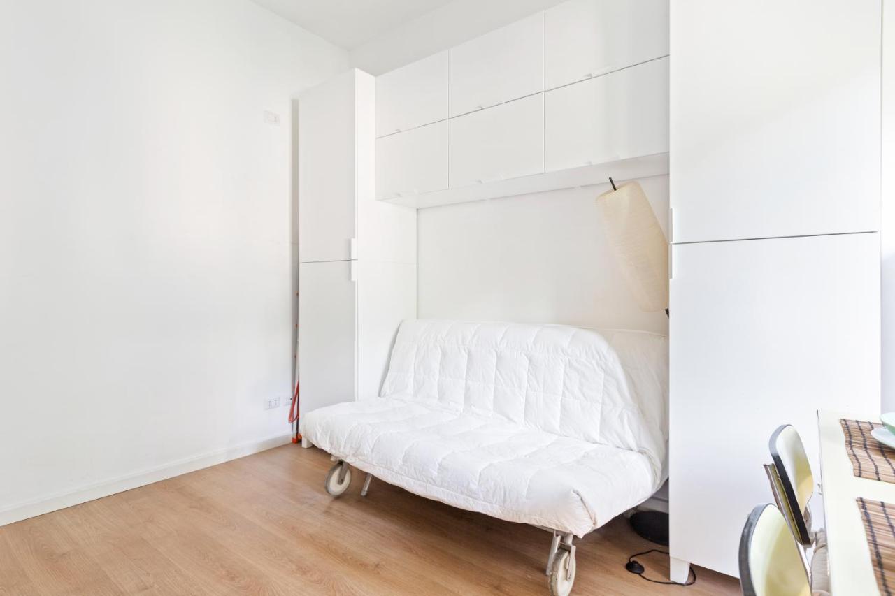 Milano Famagosta Cosy Studio Exterior foto